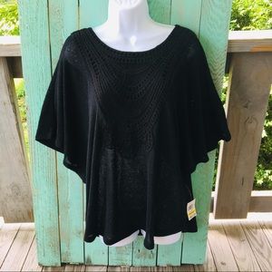Style and co beautiful Flowy knit top